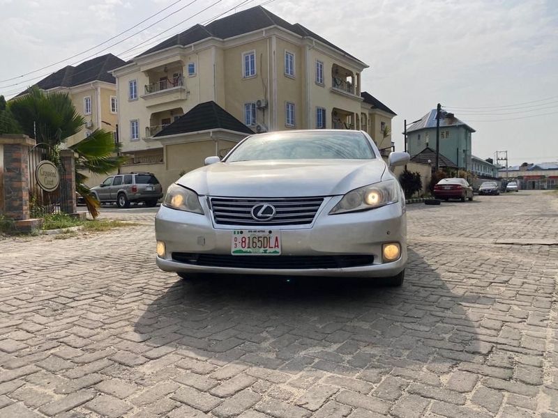 Thumbnail 7 of 2010 Lexus ES
